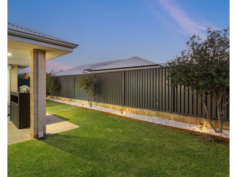 11 AUBURN WAY, Baldivis WA 6171