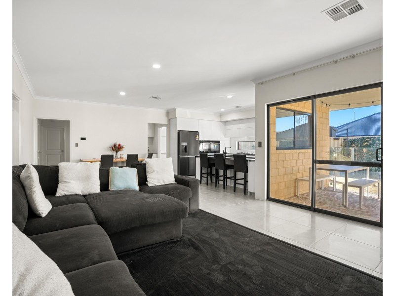 3 MIKADO RISE, Madora Bay WA 6210