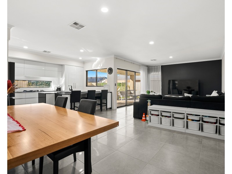 3 MIKADO RISE, Madora Bay WA 6210