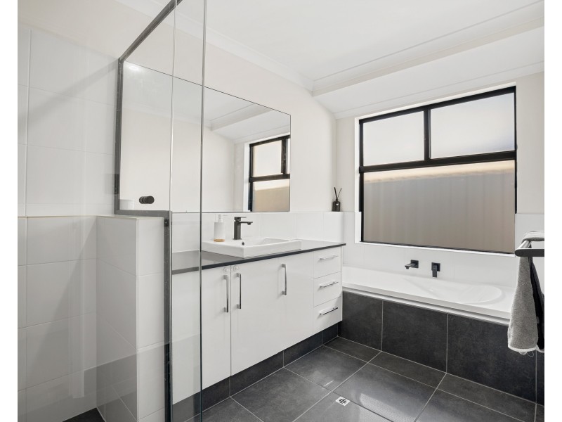 3 MIKADO RISE, Madora Bay WA 6210