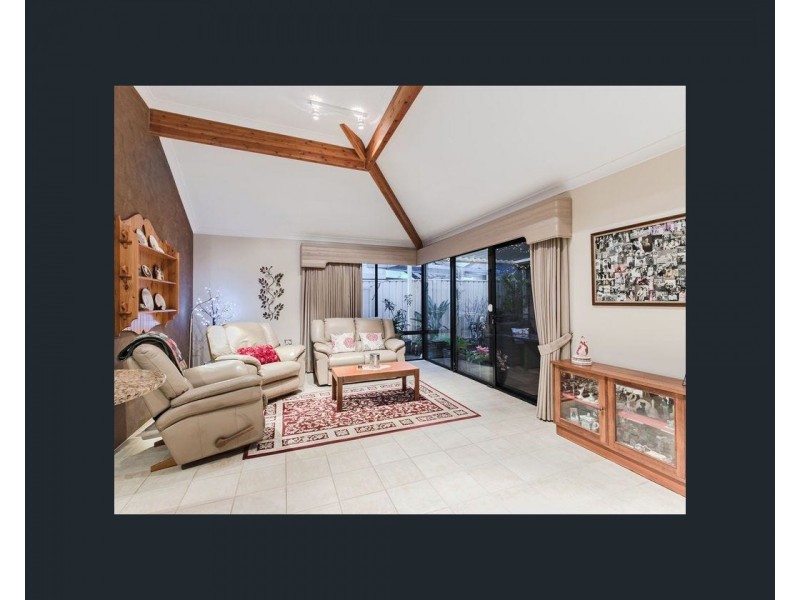 1/18 Harrison St, Rockingham WA 6168