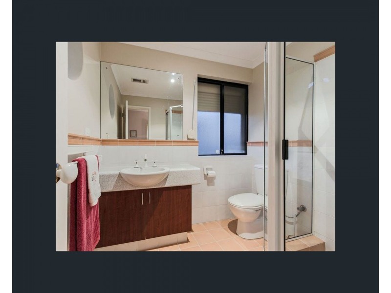 1/18 Harrison St, Rockingham WA 6168