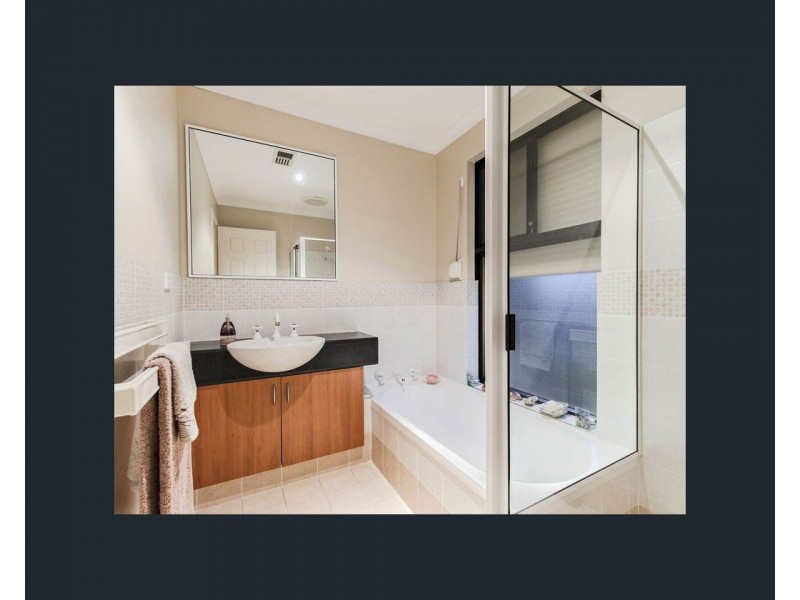 1/18 Harrison St, Rockingham WA 6168