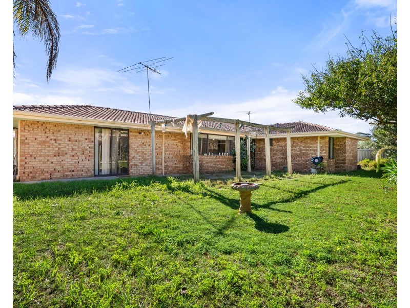 34 RICKETTS COURT, Rockingham WA 6168