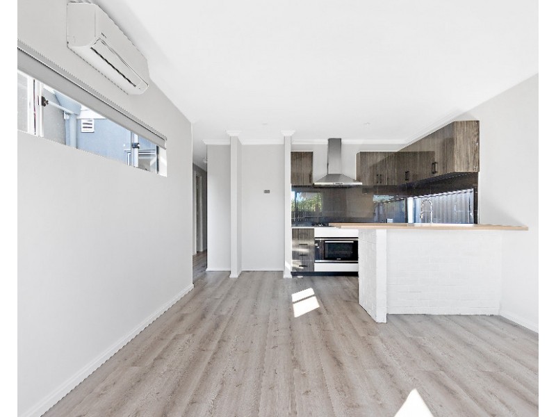 10 SHORE LANE, Port Kennedy WA 6172