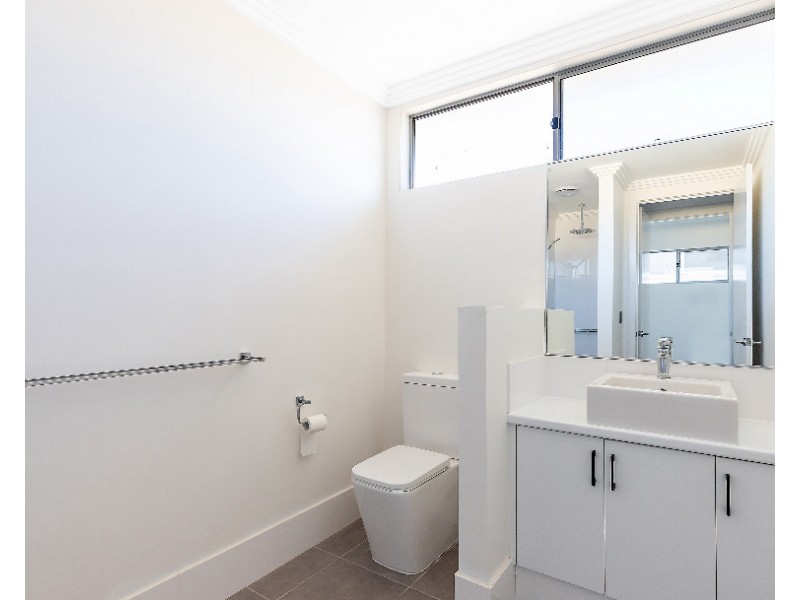 10 SHORE LANE, Port Kennedy WA 6172