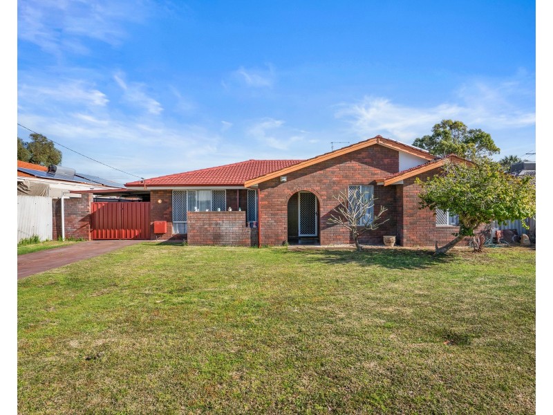 3 CASILDA PLACE, Cooloongup WA 6168
