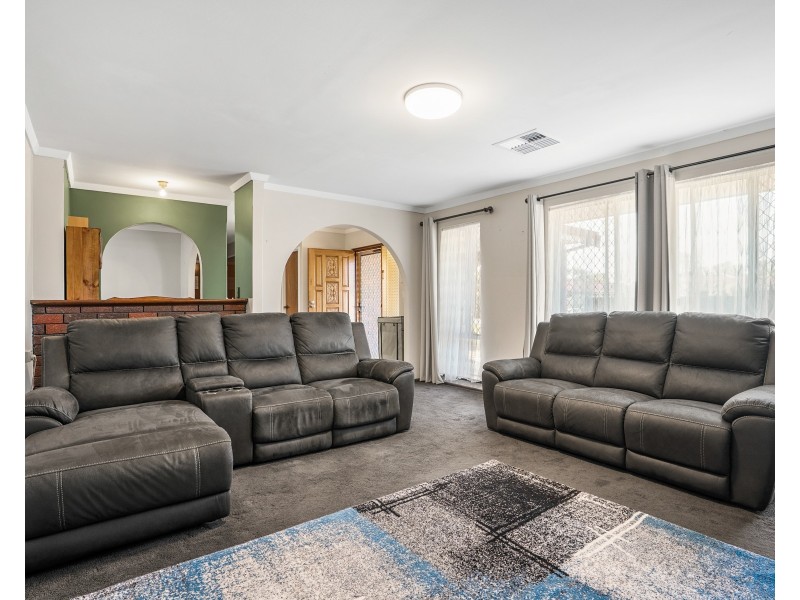 3 CASILDA PLACE, Cooloongup WA 6168