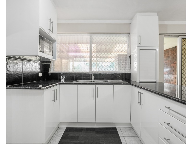 3 CASILDA PLACE, Cooloongup WA 6168