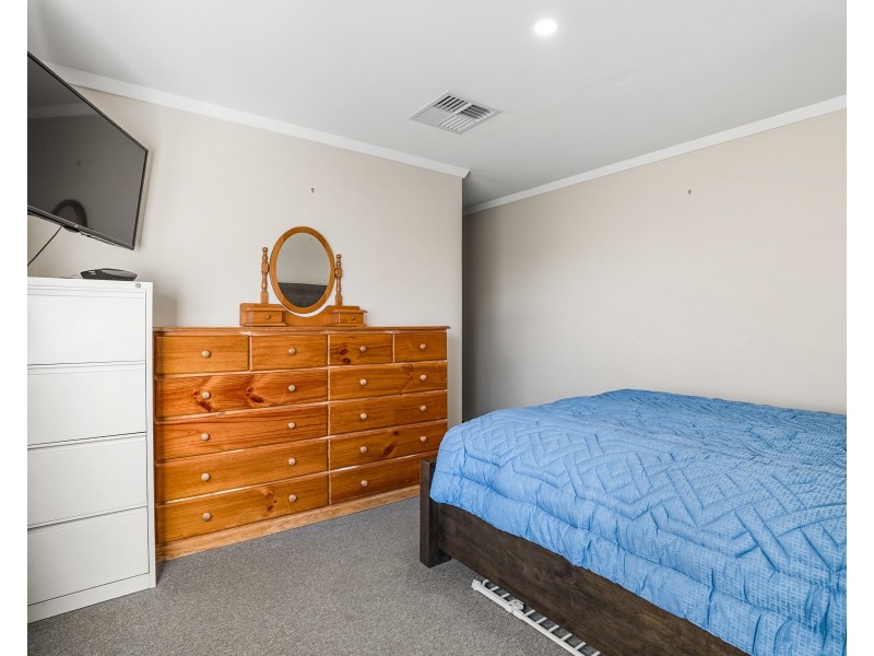 3 CASILDA PLACE, Cooloongup WA 6168