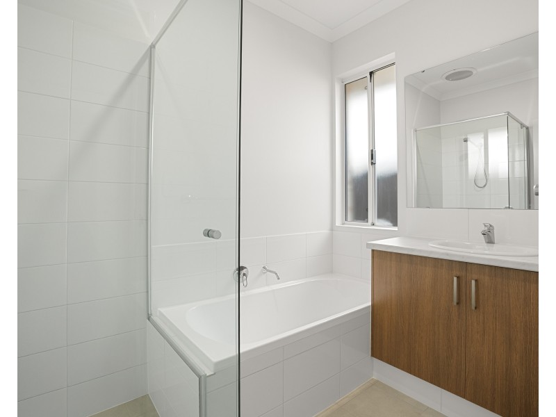 4 Lustre Rd, Baldivis WA 6171
