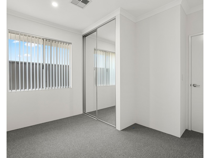 4 Lustre Rd, Baldivis WA 6171