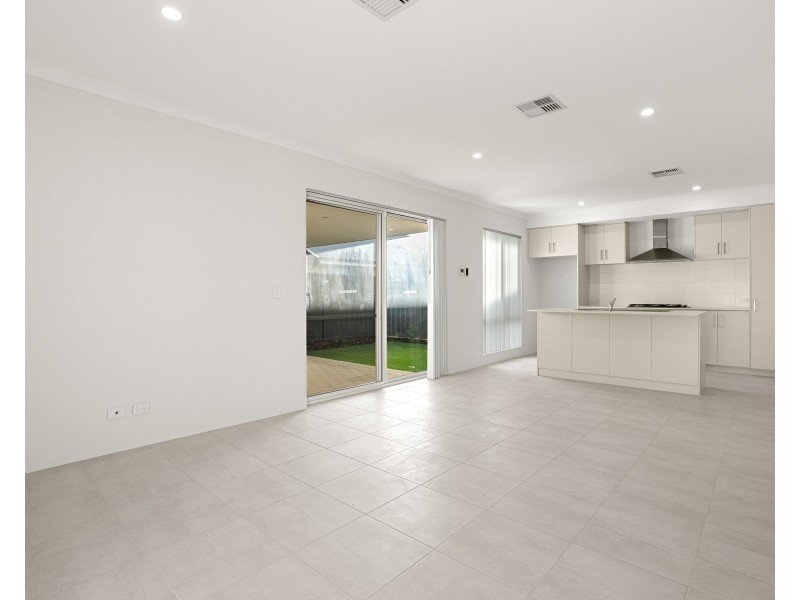 4 Lustre Rd, Baldivis WA 6171