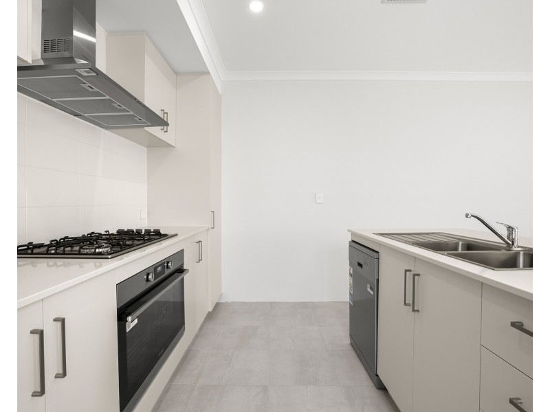 4 Lustre Rd, Baldivis WA 6171