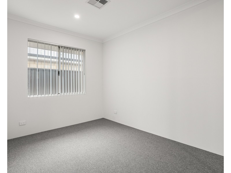 4 Lustre Rd, Baldivis WA 6171