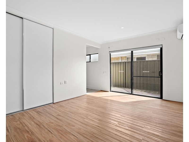 10 Gunwale Avenue, Port Kennedy WA 6172