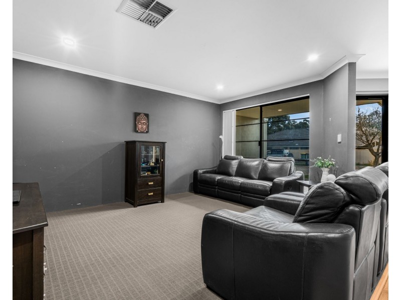 36 Greenshank Road, Harrisdale WA 6112