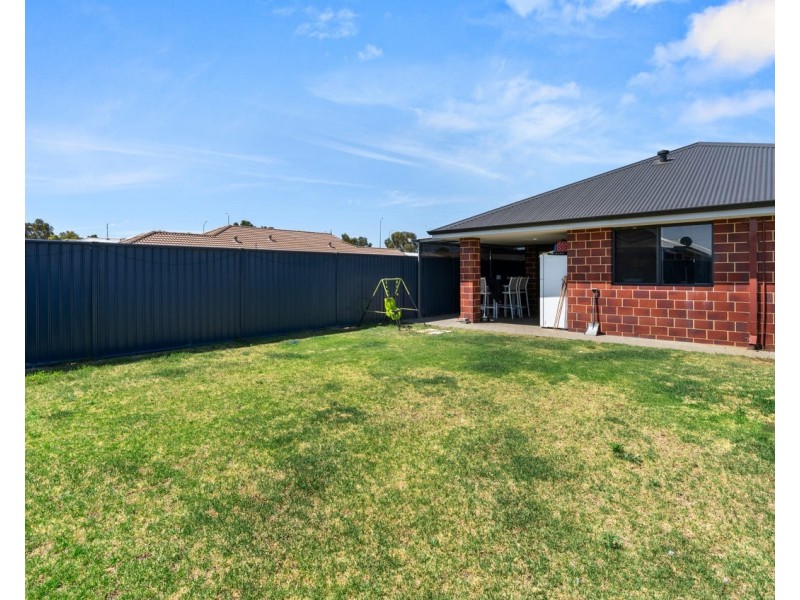 73 Pleasantview Parade, Baldivis WA 6171