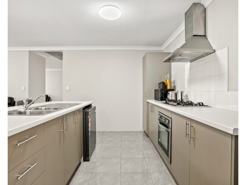 109 Tangadee Rd, Golden Bay WA 6174