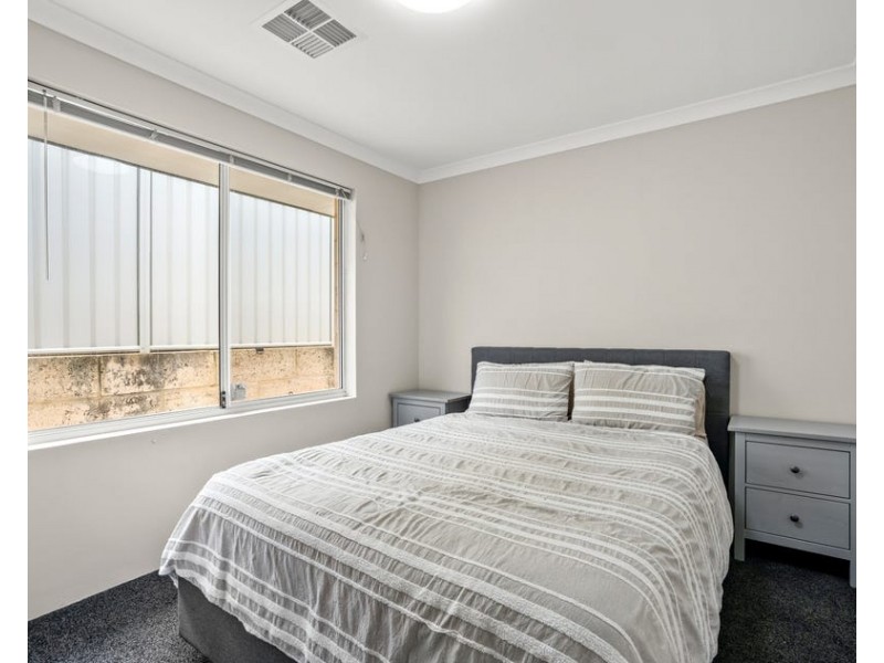 109 Tangadee Rd, Golden Bay WA 6174