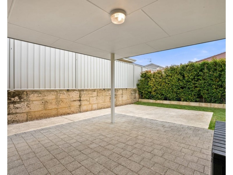 109 Tangadee Rd, Golden Bay WA 6174