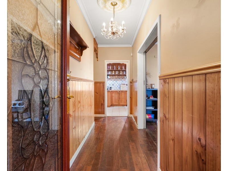 135 Safety Bay Road, Shoalwater WA 6169