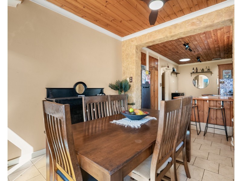 135 Safety Bay Road, Shoalwater WA 6169