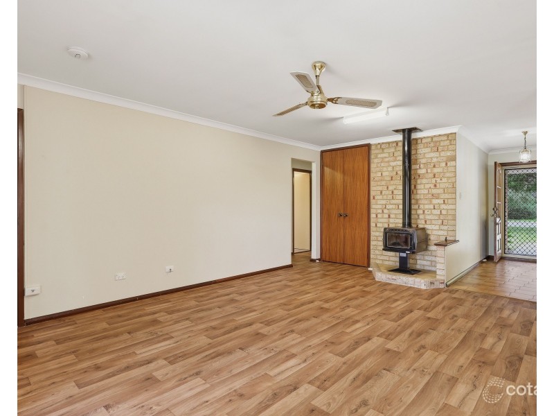 114 Currie Street, Warnbro WA 6169