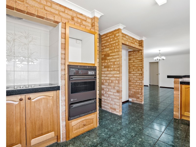 9 SCHOONER PLACE, Waikiki WA 6169