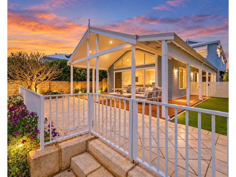 8B Fletcher Street, Rockingham WA 6168