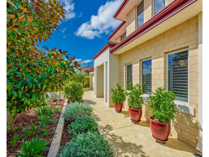 16B Dermer Road, Beaconsfield WA 6162
