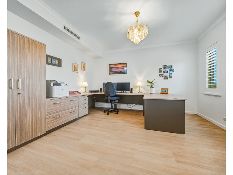 16B Dermer Road, Beaconsfield WA 6162
