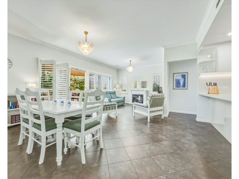 16B Dermer Road, Beaconsfield WA 6162