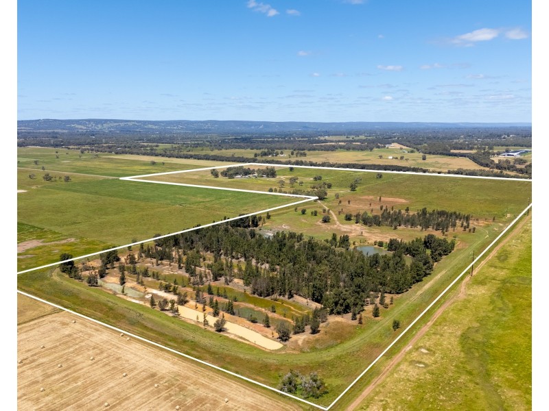 1087 Mundijong Road, Oldbury WA 6121