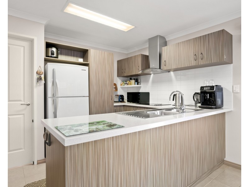 27 Chestnut Way, Baldivis WA 6171