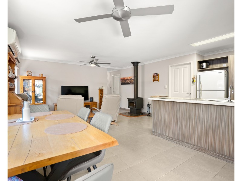 27 Chestnut Way, Baldivis WA 6171