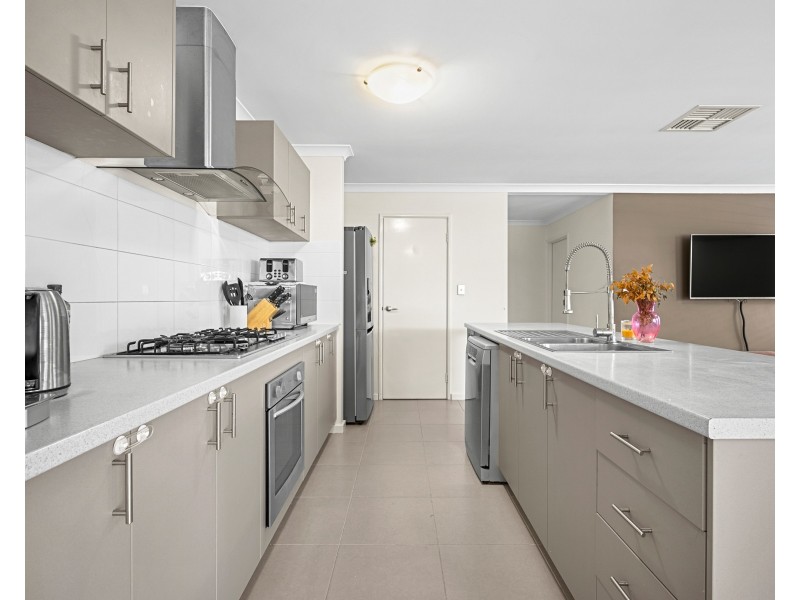 21 Blaxland Terrace, Baldivis WA 6171
