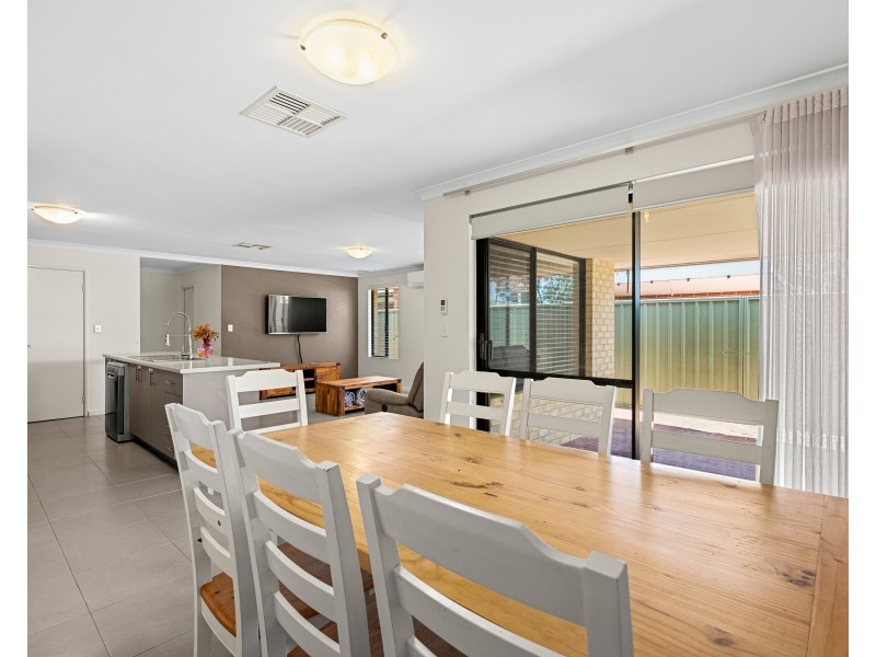 21 Blaxland Terrace, Baldivis WA 6171