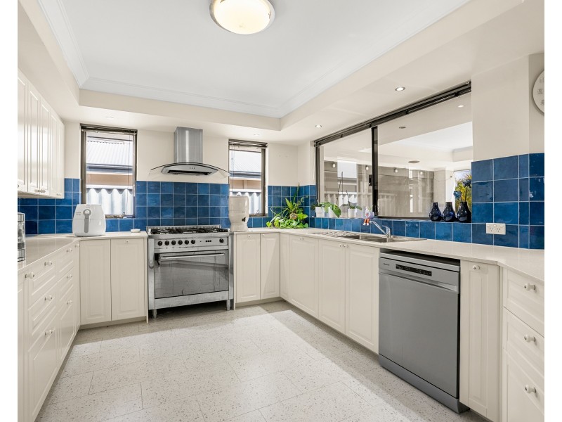 37 Rivergums Boulevard, Baldivis WA 6171