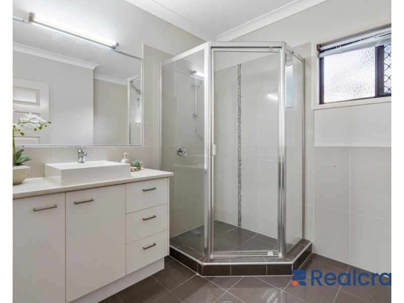 46 Sandalwood Street, Heathwood QLD 4110