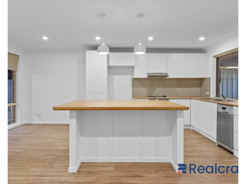 30 Elmhurst Crescent, Flinders View QLD 4305