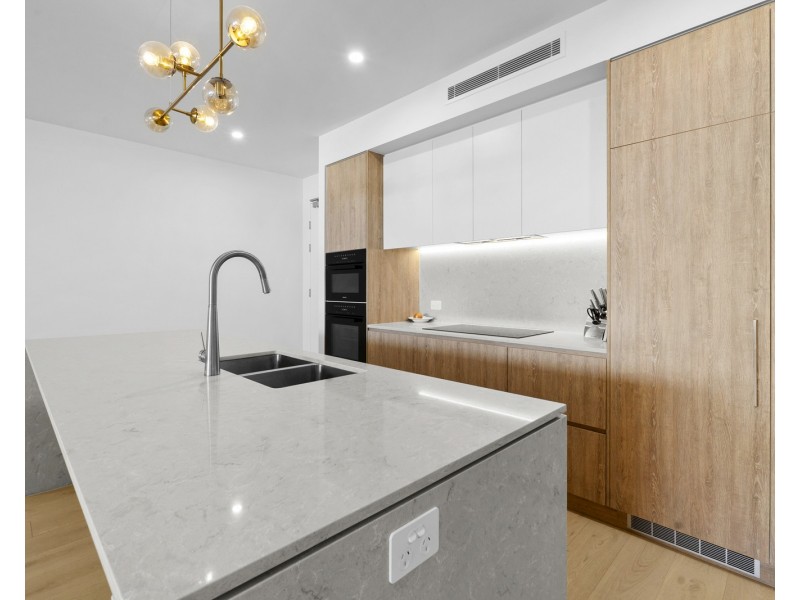 304/5 Grand Parade, Casuarina NSW 2487