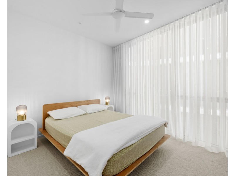 304/5 Grand Parade, Casuarina NSW 2487