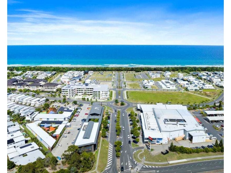 304/5 Grand Parade, Casuarina NSW 2487