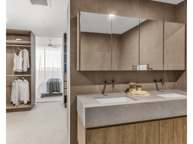 304/5 Grand Parade, Casuarina NSW 2487