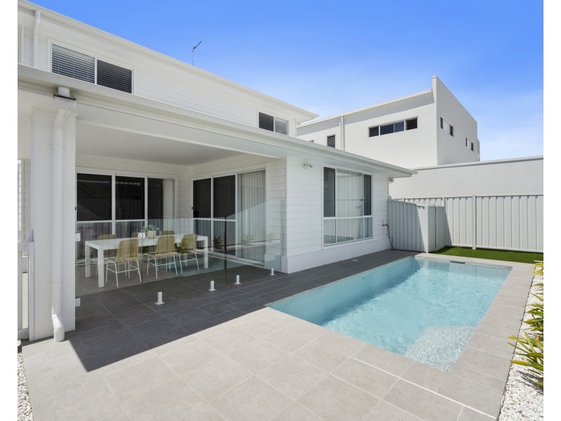 6 Candlenut Street, Casuarina NSW 2487