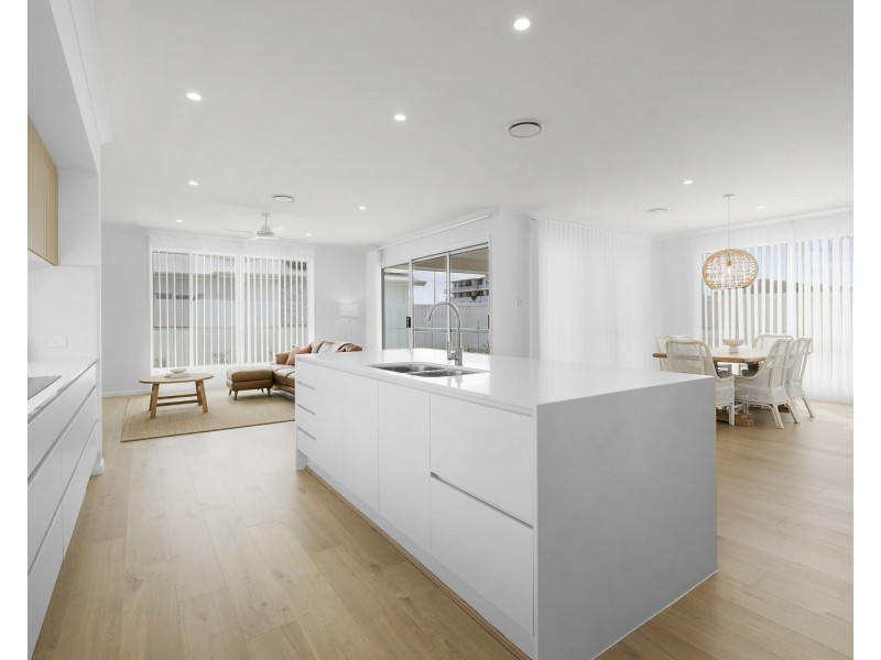 6 Candlenut Street, Casuarina NSW 2487