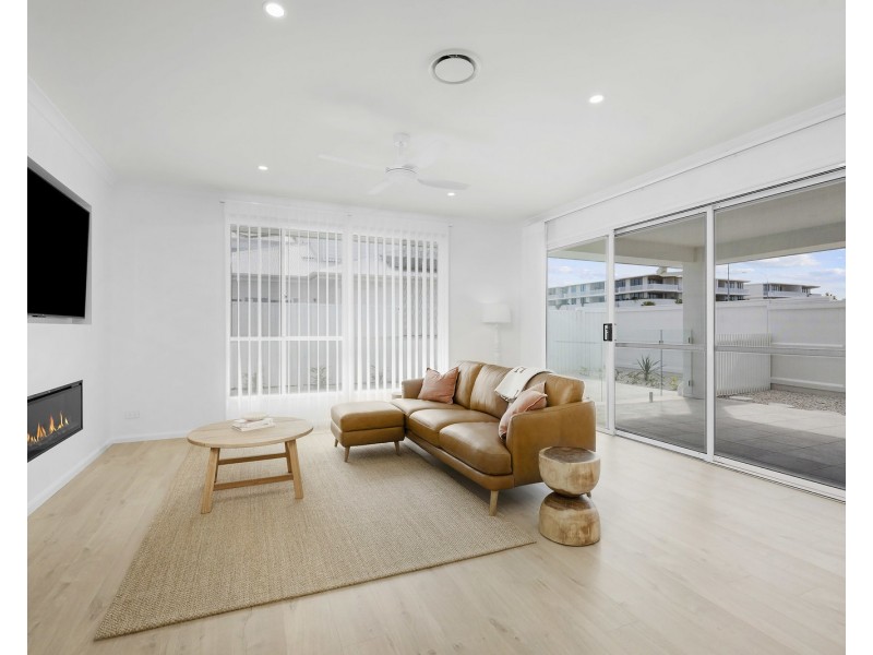 6 Candlenut Street, Casuarina NSW 2487