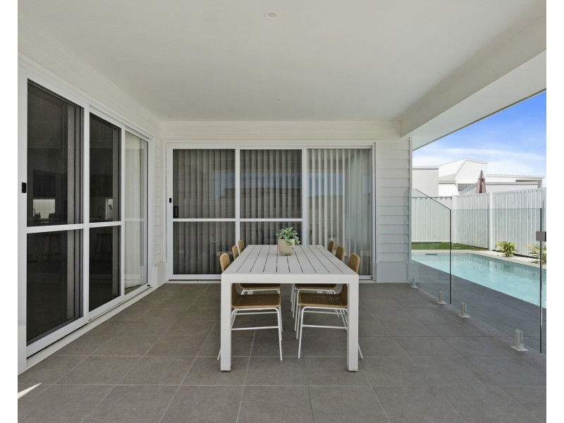 6 Candlenut Street, Casuarina NSW 2487