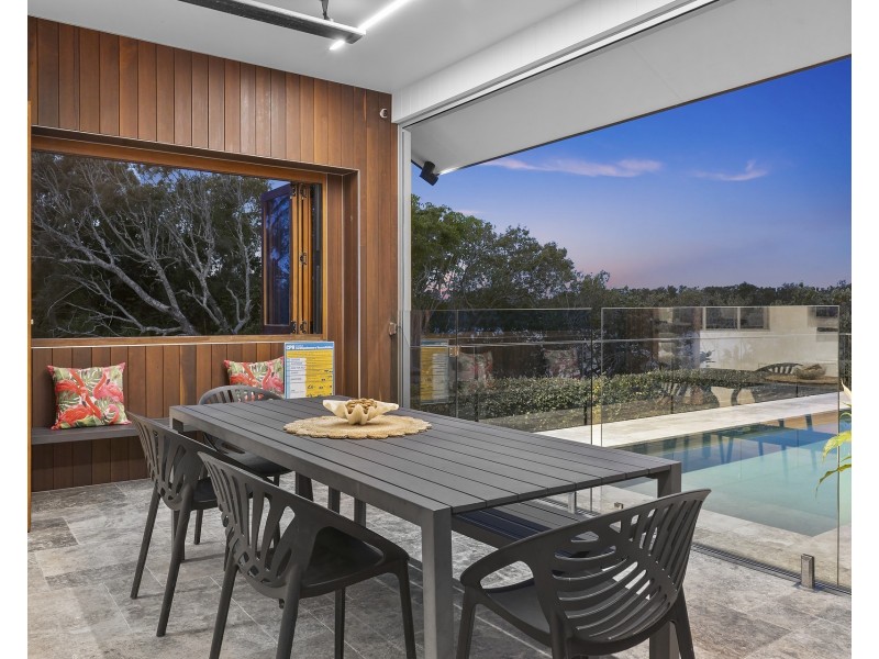 17 Wommin Lake Crescent, Fingal Head NSW 2487